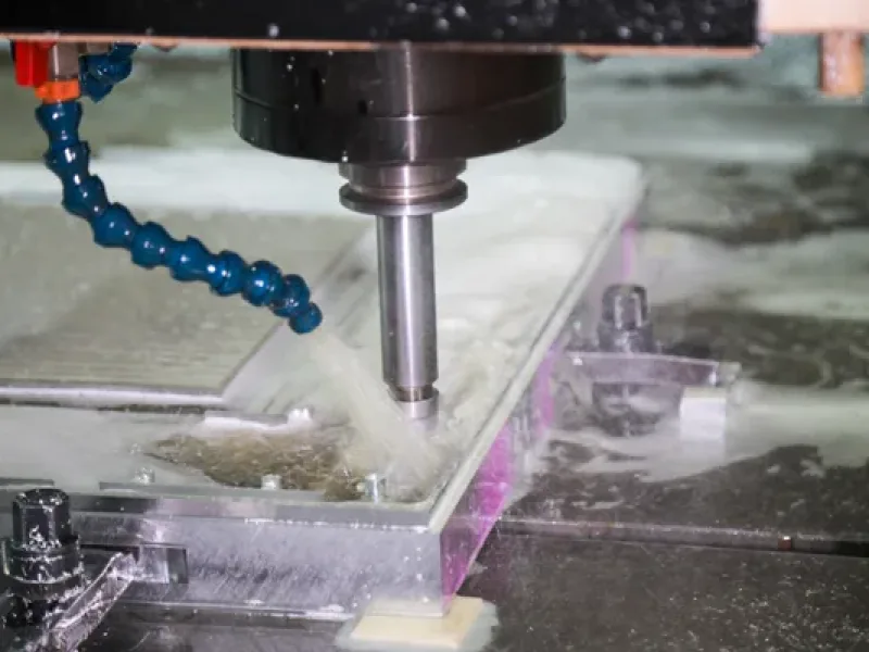 快速 CNC 手板模型制作和精密零件加工 — 从工程文件到生产只需几天。