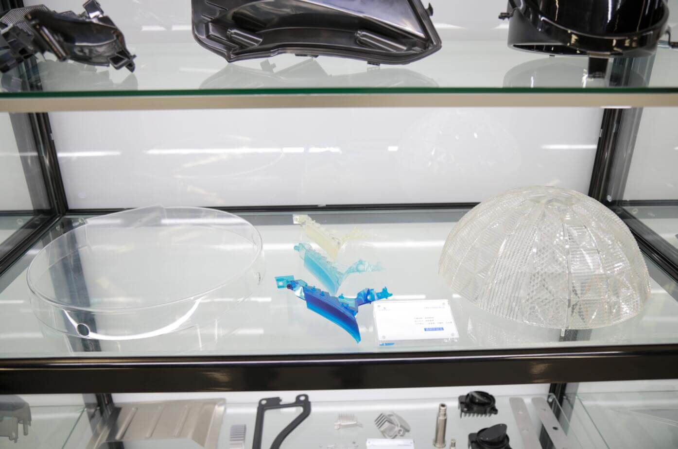 硅胶真空复模工艺制作透明抛光件