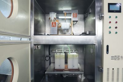 真空复模铸造机器