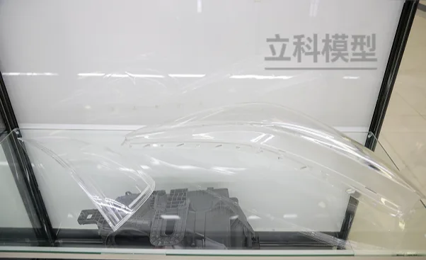 汽车零部件与光学级透明件